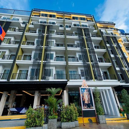 Hotel Blue Sky Patong Exterior foto