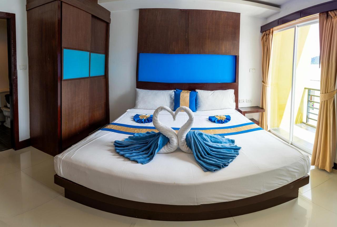 Hotel Blue Sky Patong Exterior foto