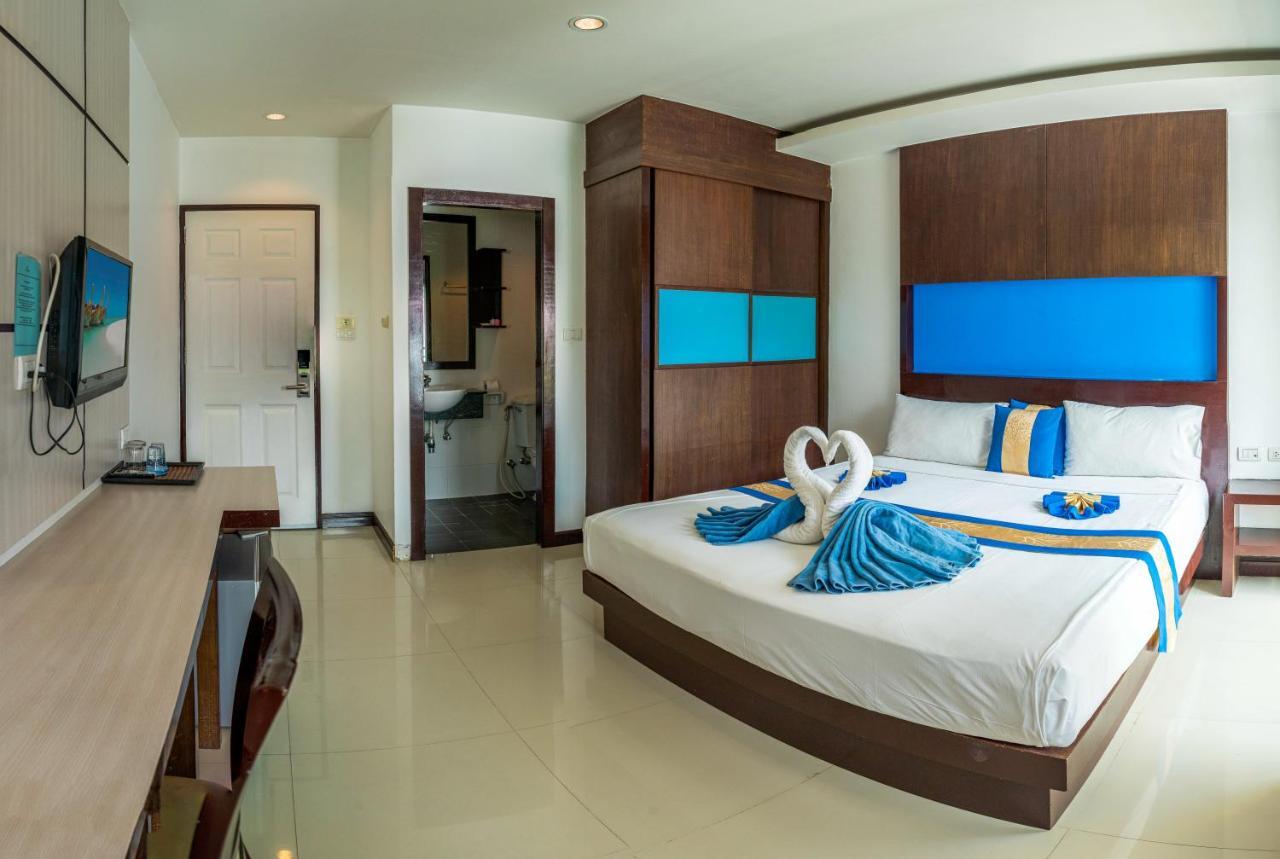 Hotel Blue Sky Patong Exterior foto